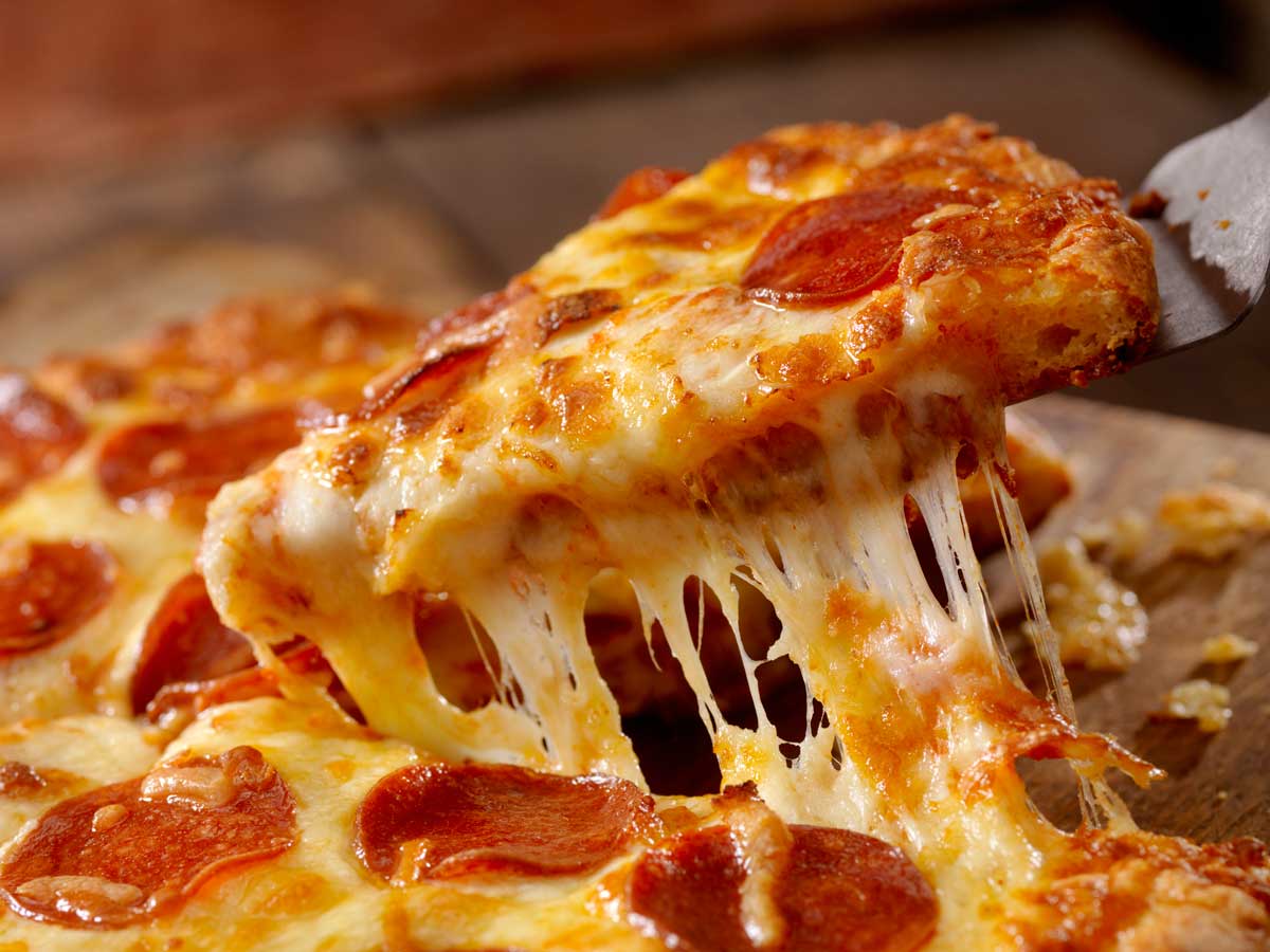 Pizza1 pizza night school ski trip
