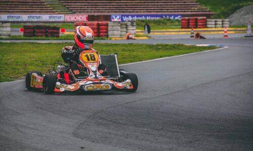 appic-sAK9RbKp-P4-unsplash Go Karting