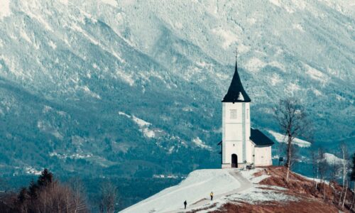 george-bakos-eoEFGeshDY4-unsplash Slovenia