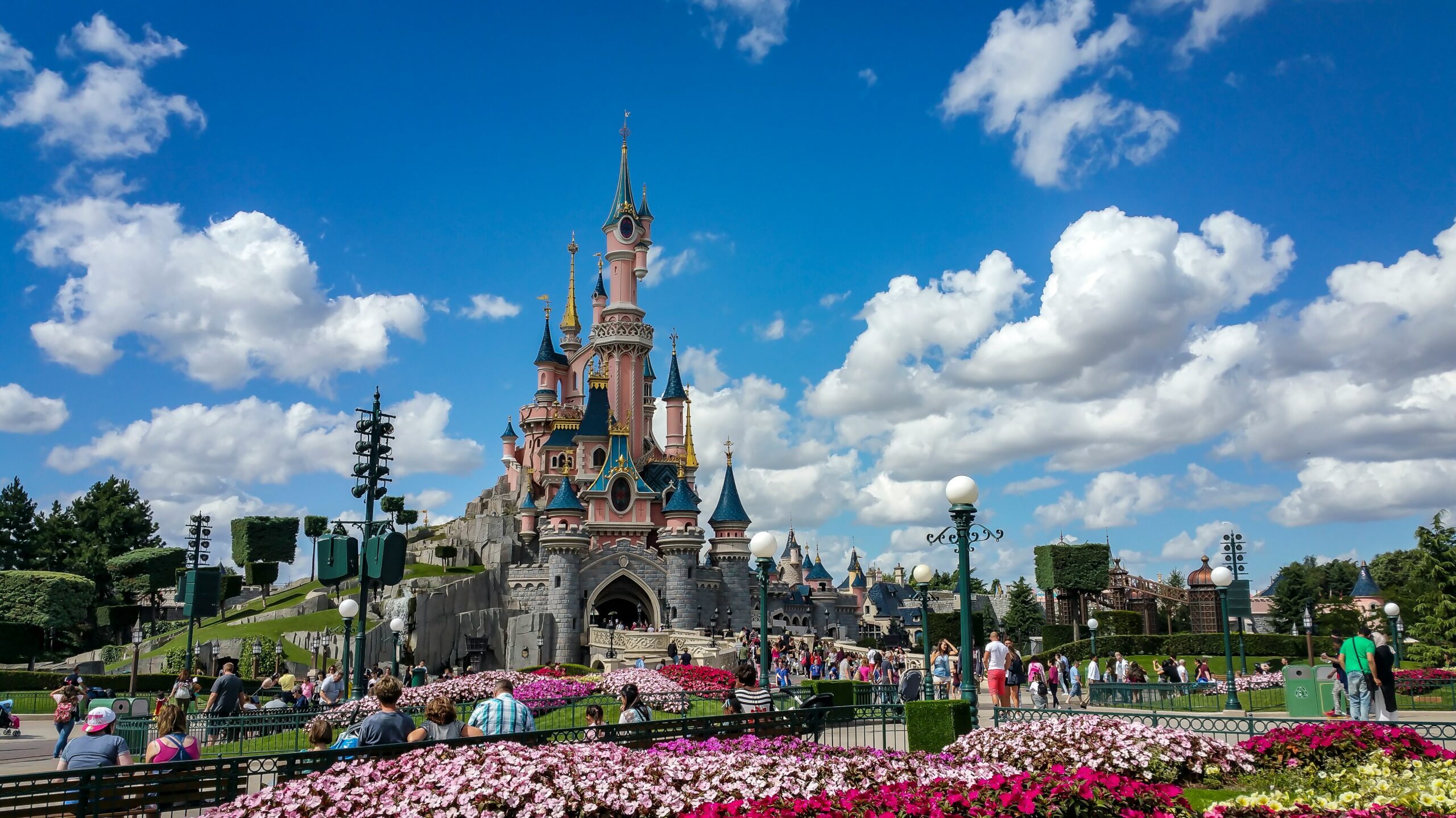 Meadowside School’s Tour to Disneyland Paris